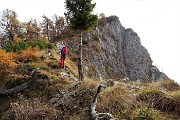 54 Saliamo per ripida traccia al Pizzo Badile